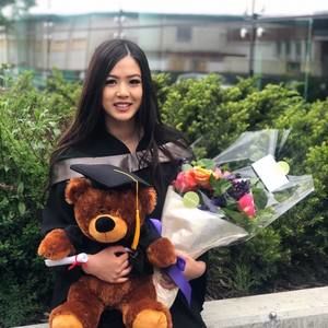 Meet your Posher, Kimberly